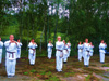 powiększ