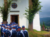 powiększ