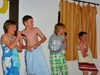 powiększ