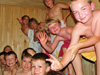 powiększ