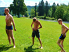 powiększ